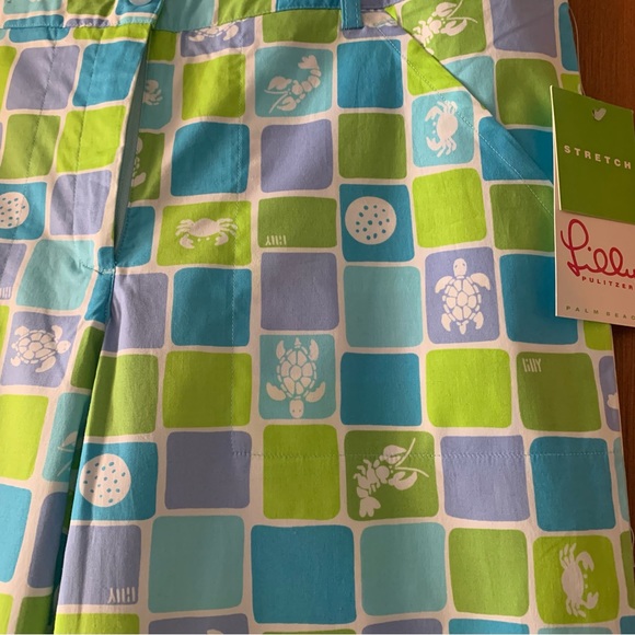Lily Pulitzer NWT Women's Stretch Blue Green and Purple Capri’s w Ocean theme 8 - Picture 2 of 7